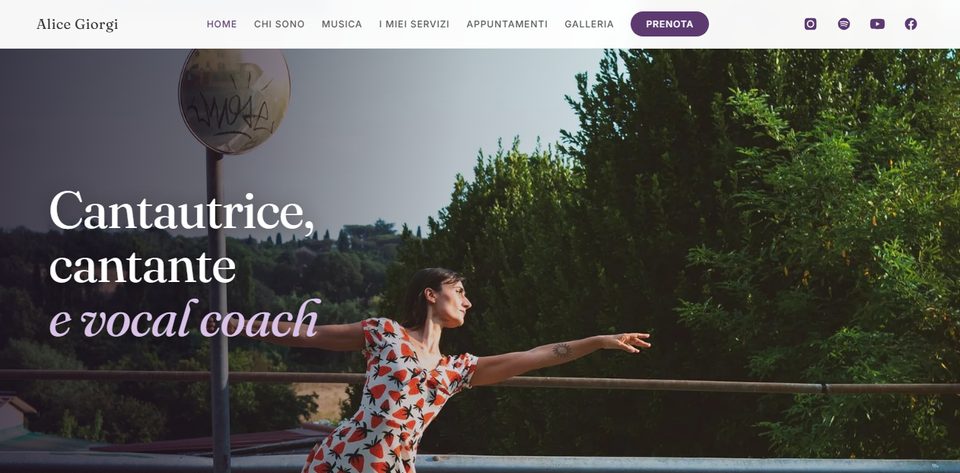 Sito web di Alice Giorgi, cantautrice e performer a Roma